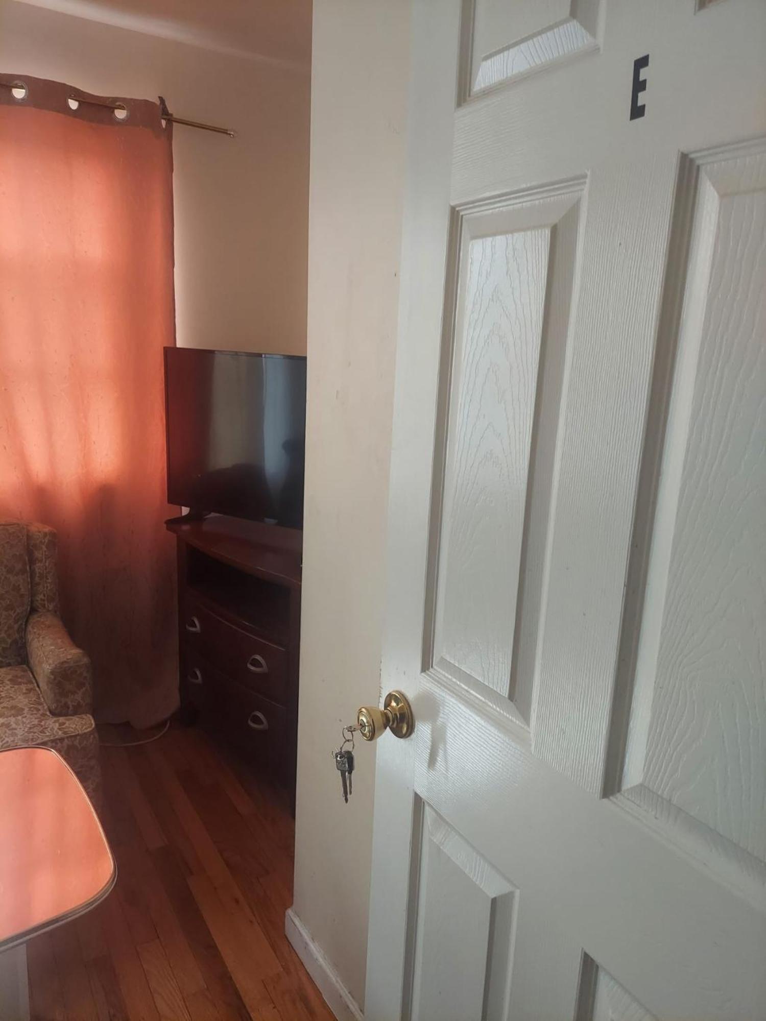 Crystal Room 1 Guest House Near 12Mins To Ewr Airport / Prudential / Njit / Penn Station Newark Zewnętrze zdjęcie