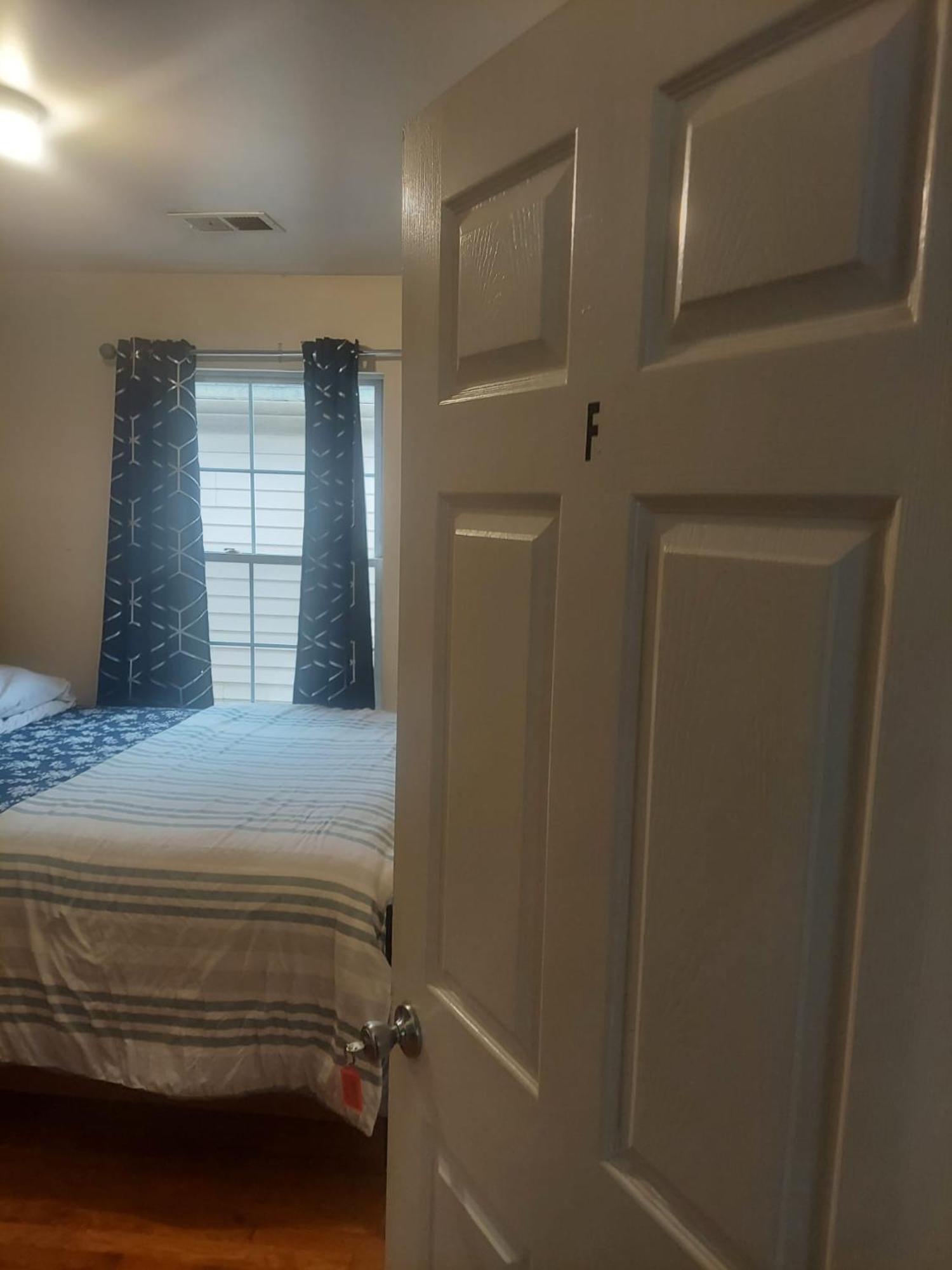 Crystal Room 1 Guest House Near 12Mins To Ewr Airport / Prudential / Njit / Penn Station Newark Zewnętrze zdjęcie
