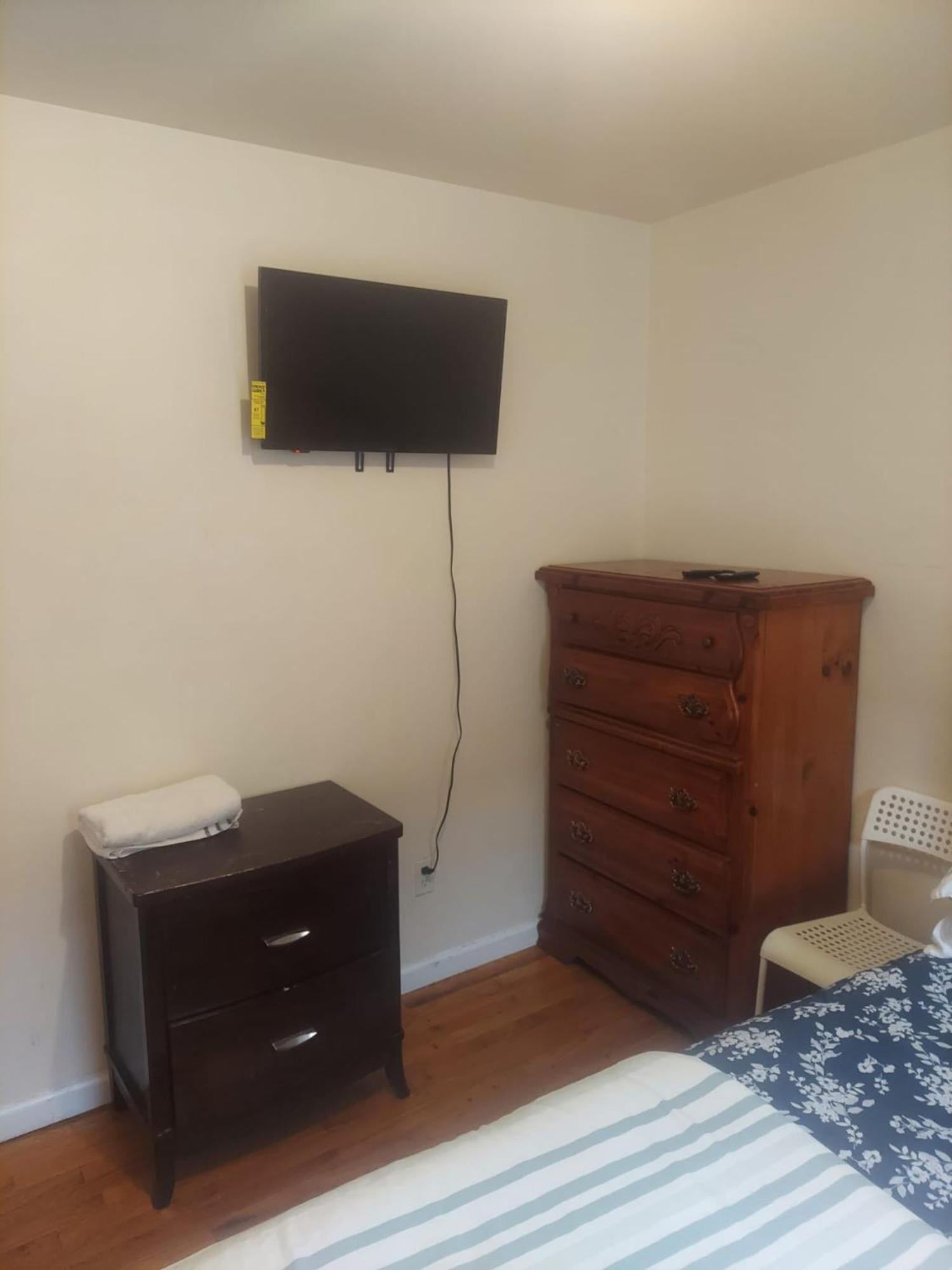 Crystal Room 1 Guest House Near 12Mins To Ewr Airport / Prudential / Njit / Penn Station Newark Zewnętrze zdjęcie